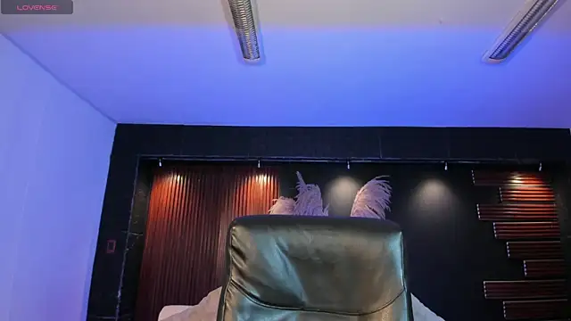 Alicee_Broownn Adlı Modelin Canlı XXX Sohbeti