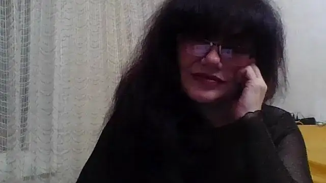 Show modela SilviaSky51 na web-kameri