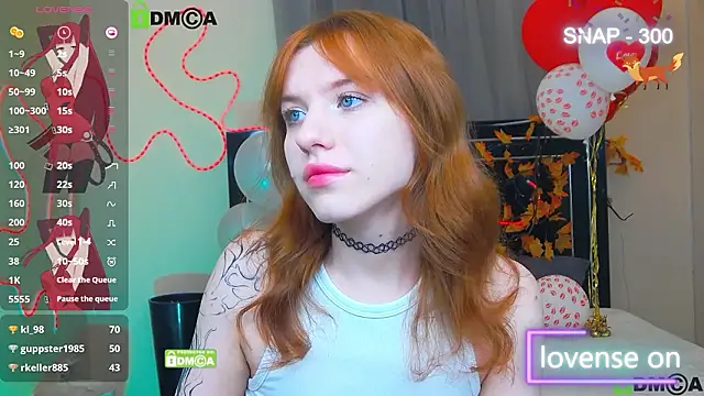 MeganNewCat's Live XXX Chat