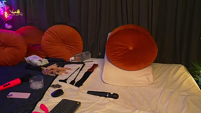 lacie_le_beauty: вебкам-шоу