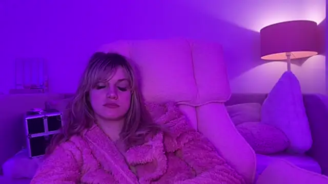 Živý XXX chat LustfulLuna_