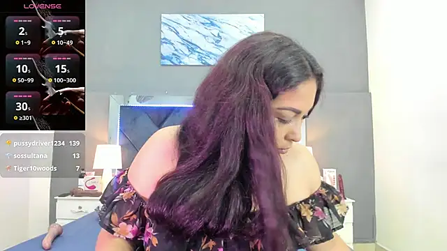 دردشة Lauralove_69 الجنسية المباشرة