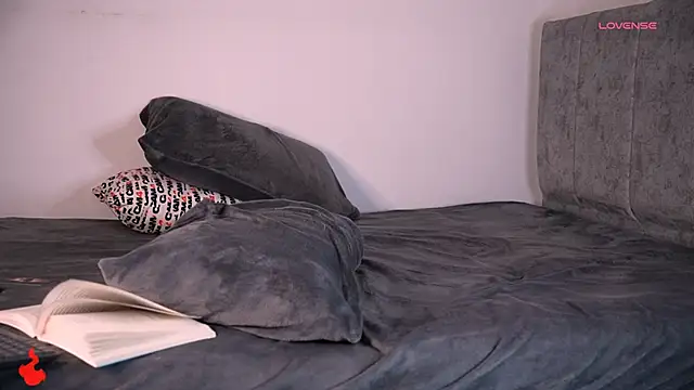 aydan_hw Pertunjukan Webcam