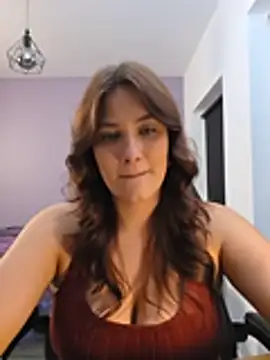 MiaRides19 Webcamshow