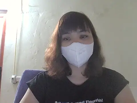 Angela-Eira Chat XXX live