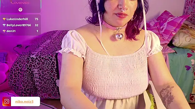 Chat XXX ao vivo de Noisy_doll