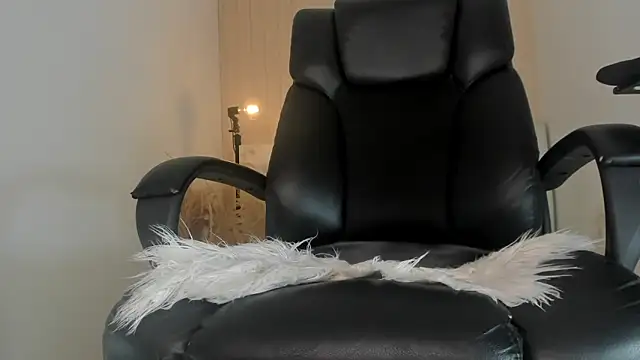 ISAAC_CRYSTON Chat XXX live