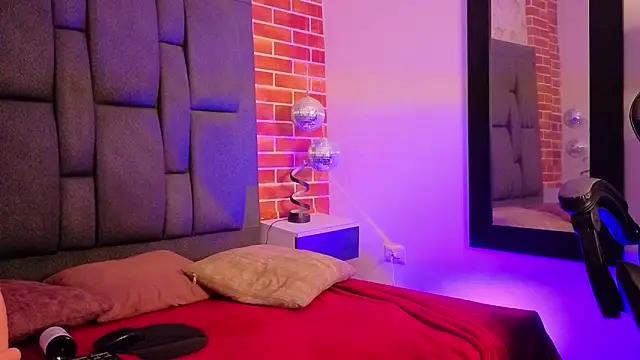 kiitydoll's Webcam Show