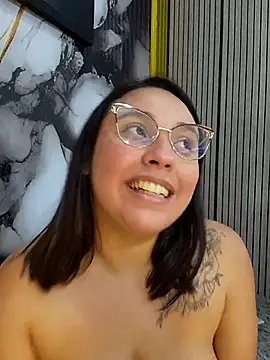 LizzRouseのライブXXXチャット