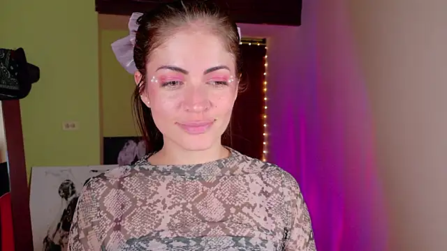 Emma__Blanco 现场XXX聊天