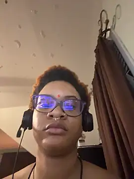 nickytheehawtie's Live XXX Chat