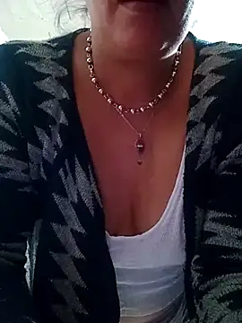 Chat XXX en directo de amatista_3012