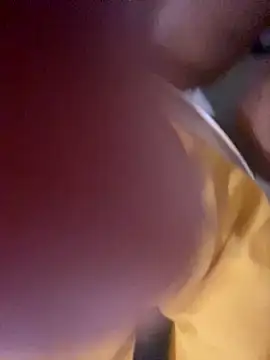 Rainsprinkles: вебкам-шоу