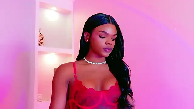 CamiEstrada Adlı Modelin Canlı XXX Sohbeti