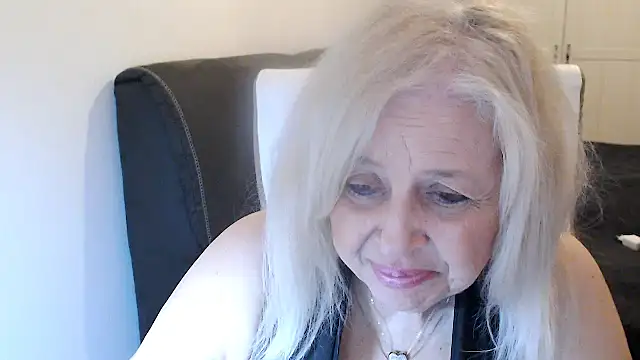 Онлайн чат XXX SusiLifeXXX