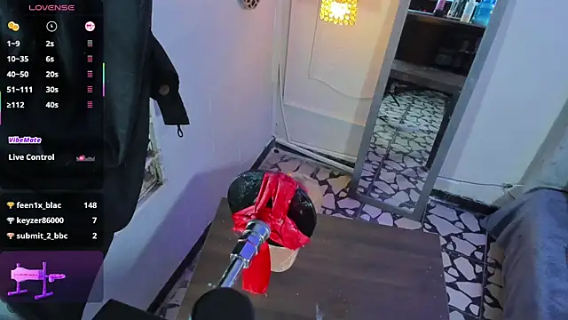 Chat +18 de bigboobs_violeta ao vivo