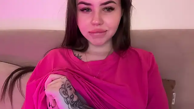 AlmaryKim 即時 XXX 聊天