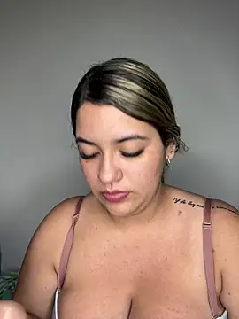 Sembang XXX Secara Langsung Amira_Malia