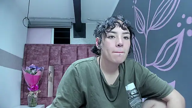 Онлайн чат XXX Kiara_Fox__