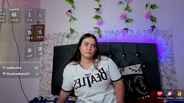 Онлайн чат XXX Mikaellaginx