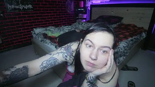 MoorderxDoll Show Webcam