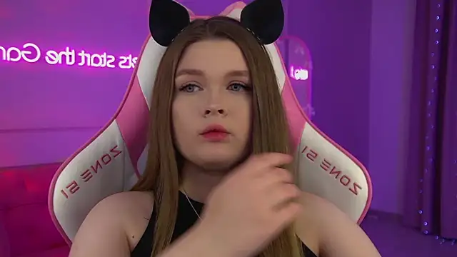 CrystalLyons Chat XXX in diretta