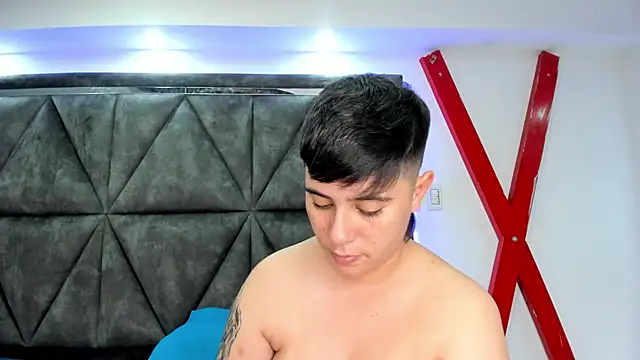 AbbySmiitth_ – Naživo XXX chat