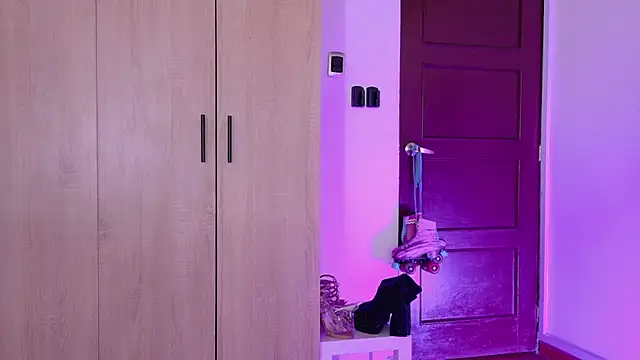 Chatroom XXX en direct de SaritaBratz