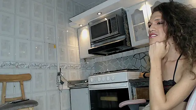 Pokazy przed kamerką – CrisOzzz