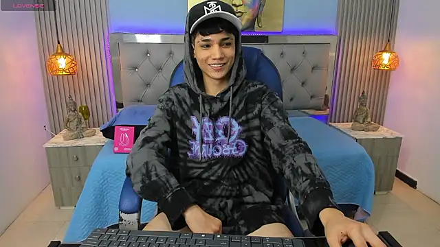 Онлайн чат XXX SamBlack_