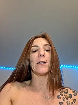 XXX chat uživo modela Ladykimberly_XOXO