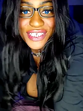 AmazonianMistress Live XXX-Chat