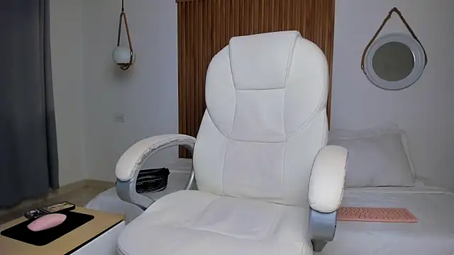 Alaska_deluxe Live XXX-chat