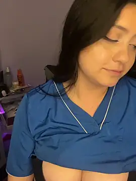 XXX chat uživo modela Amyy_1