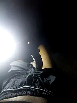 BlacHornet: онлайн-секс-чат