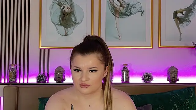 EmilyWess Live XXX-chat