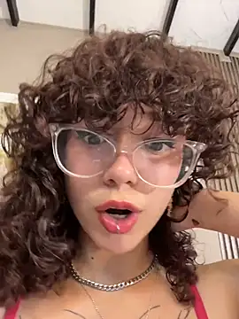 XXX chat uživo modela luci_butterfly