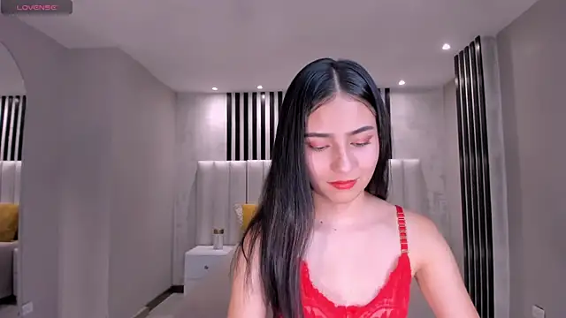 XXX chat uživo modela LucieMartin
