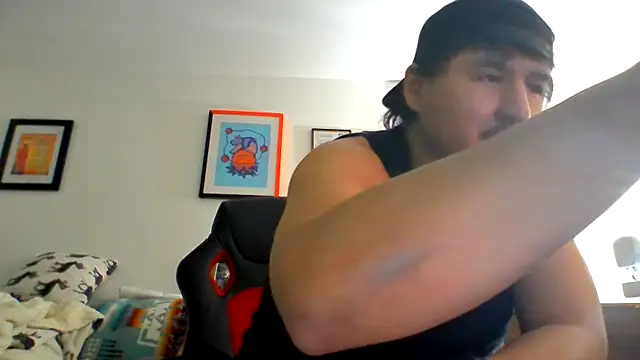 Bouncywarrior: онлайн-секс-чат