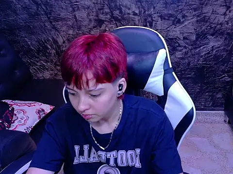 Timoti_Soft Live XXX-chat