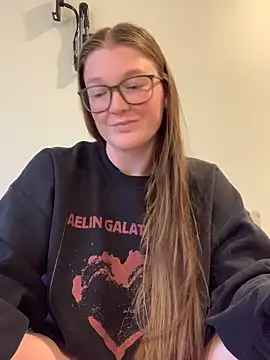 PussiesnCream_ Chat XXX in diretta