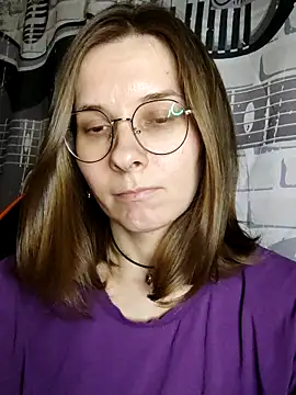 XXX chat uživo modela Aashikalaa