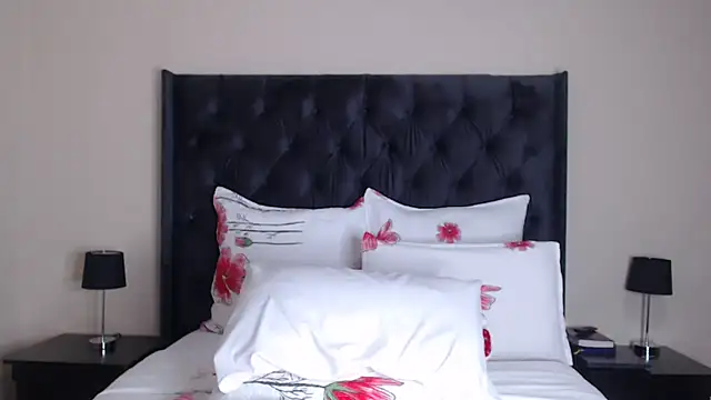 Sexynaughty_Girl Show Webcam