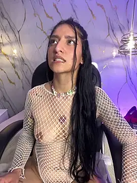 Show modela Scaarlettfox na web-kameri