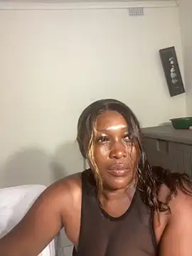 Chat +18 de Cardiebae89 ao vivo