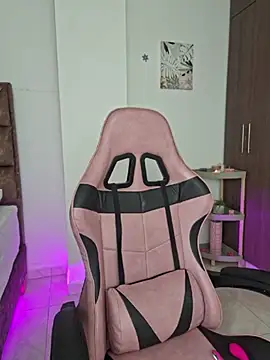 heyshaa Chat XXX live