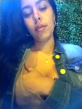 Luianna's Live XXX Chat