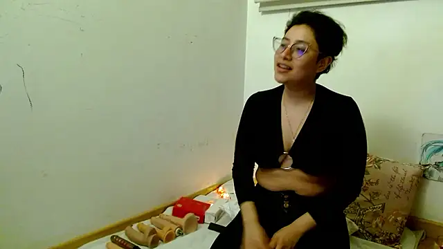 Juliexxxxtasy Obrolan Langsung XXX