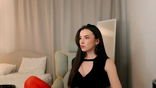 ssandralovin Adlı Modelin Canlı XXX Sohbeti