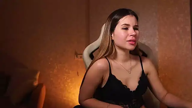 kissandtouch's Live XXX Chat